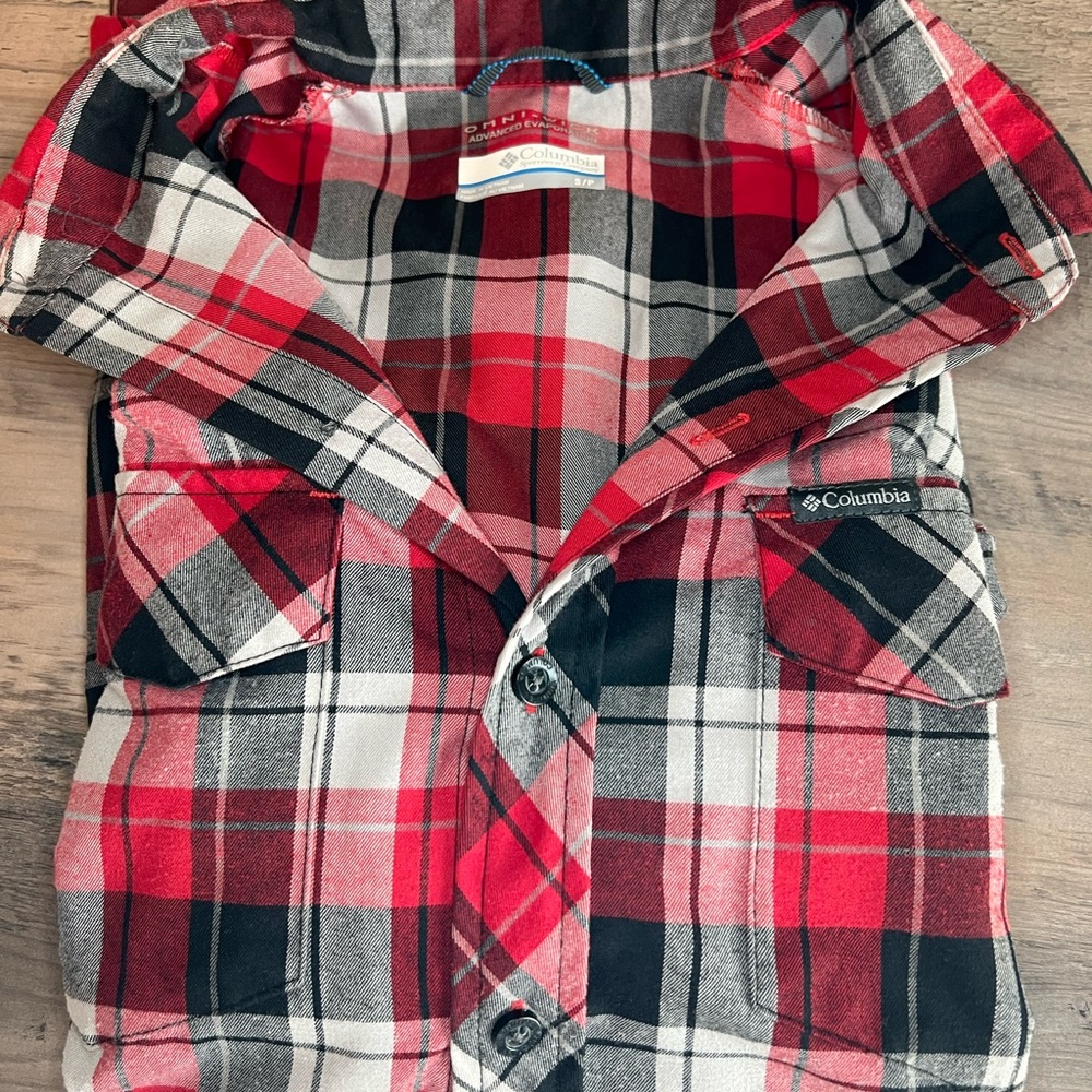 Long sleeve Columbia button-down mens work shirts